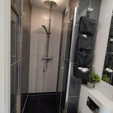 Luna Apartment
